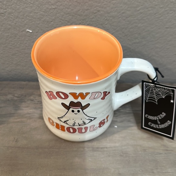 Cobwebs & Cauldrons Howdy Ghouls! Mug - Picture 2 of 3